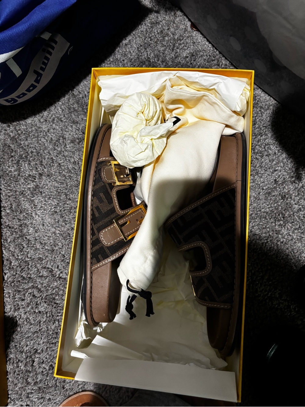 Fendi Slides - Picture 2 of 6